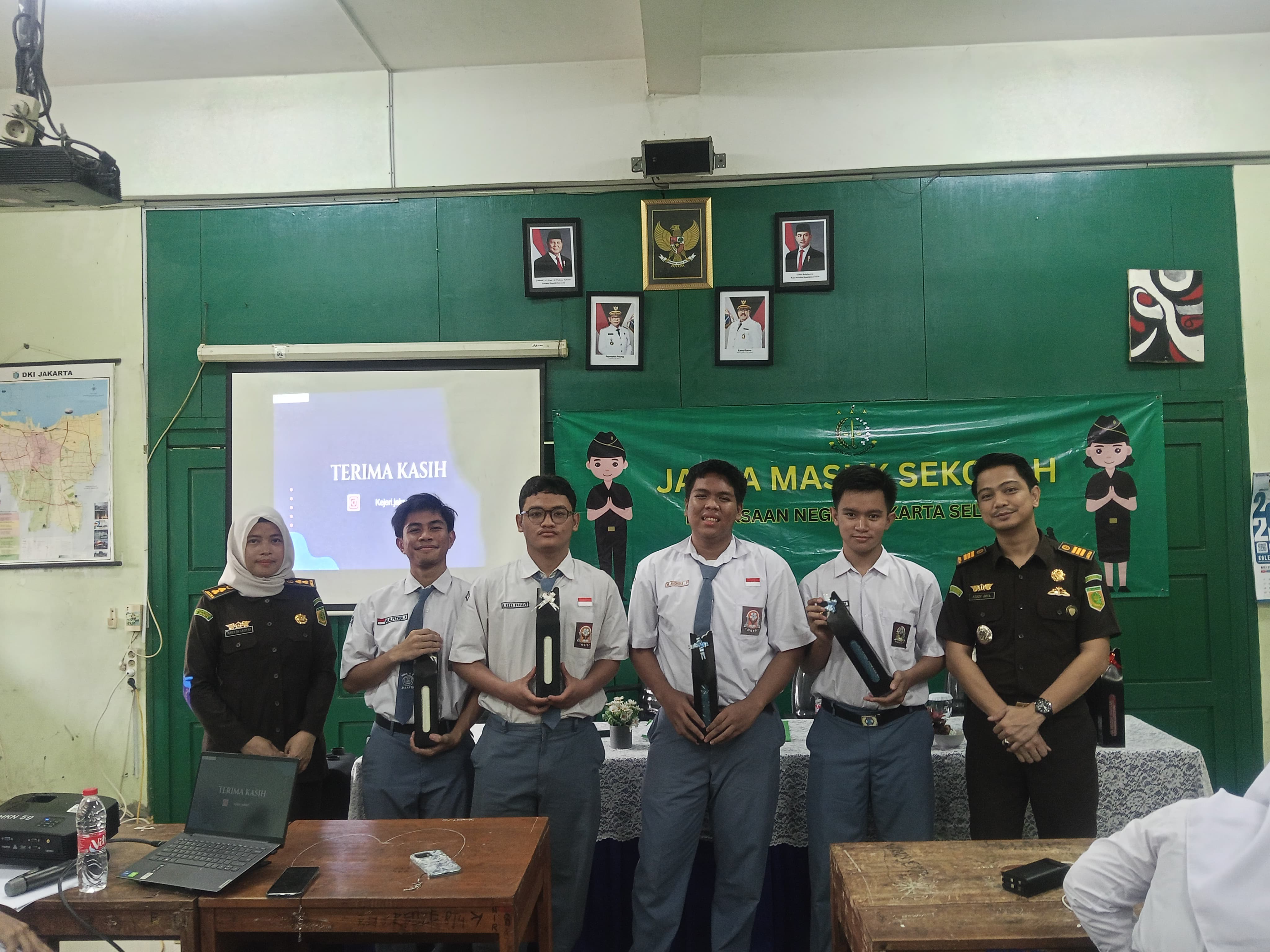 Gedung Sekolah SMANSA METRO